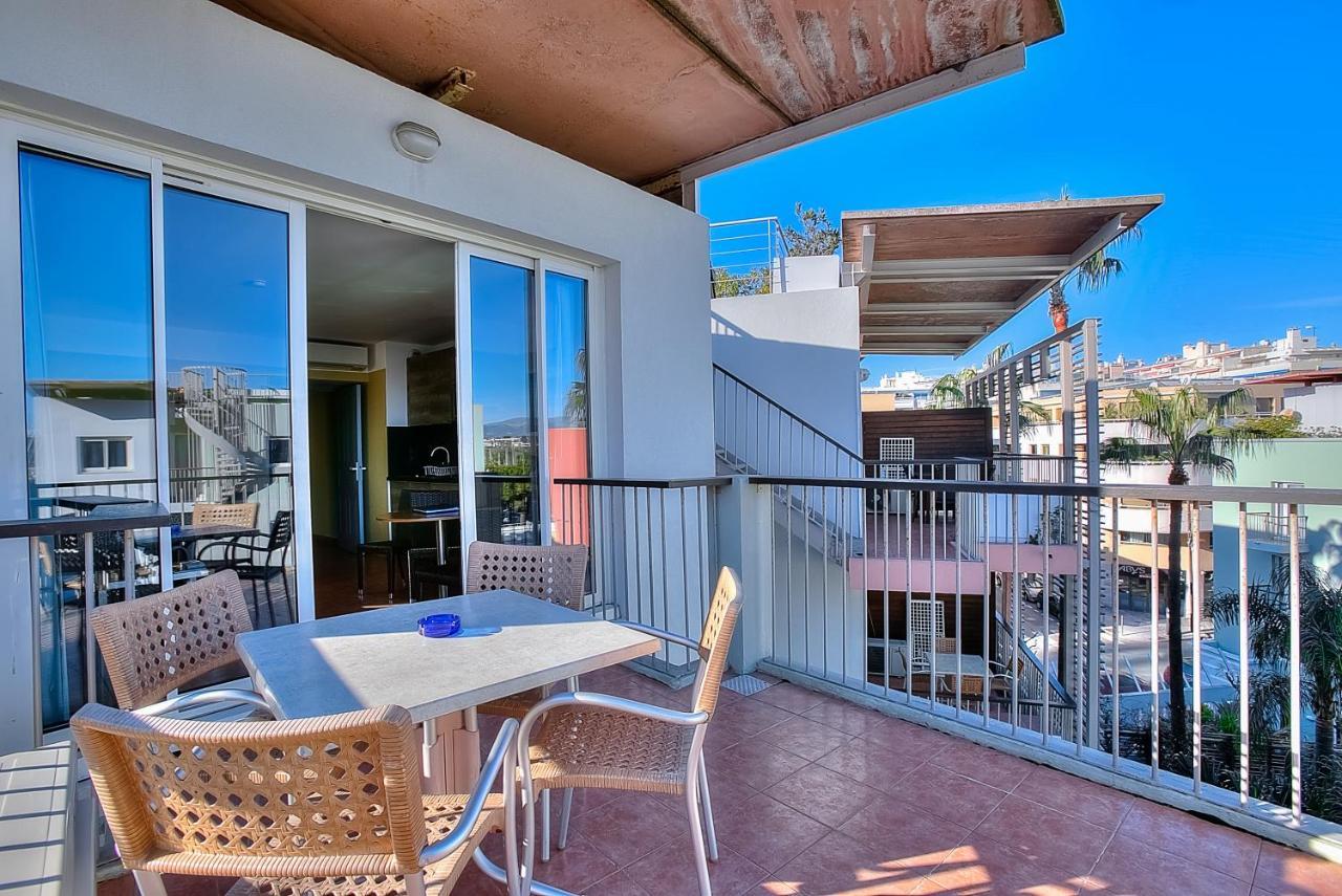 Appartement Port Prestige - Terrasse - Piscine - Parking Antibes Dış mekan fotoğraf